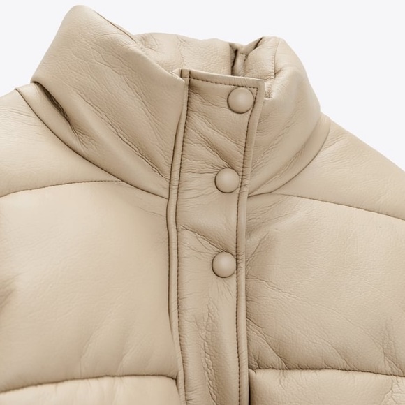 SOLD TO @ANNIEA122 - Picture 4 of 11